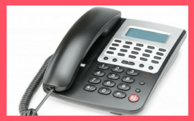 Moroso al teléfono